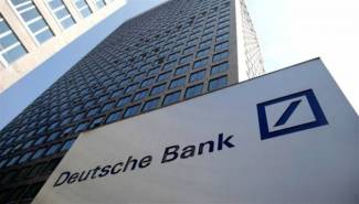 WSJ: «Η Γερμανία τύποις οικονομική υπερδύναμη της Ευρώπης - Το πρόβλημα της Deutsche Bank είναι η κορυφή του παγόβουνου»